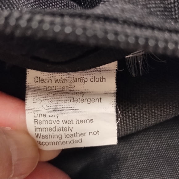 Jansport Black Fanny Bag - Picture 4 of 5